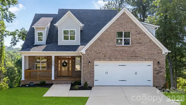 3800 Erskine Woods Drive, Bessemer City, NC 28016
