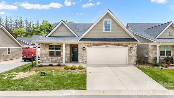 827B Wynnshire Drive #65, Hickory, NC 28601