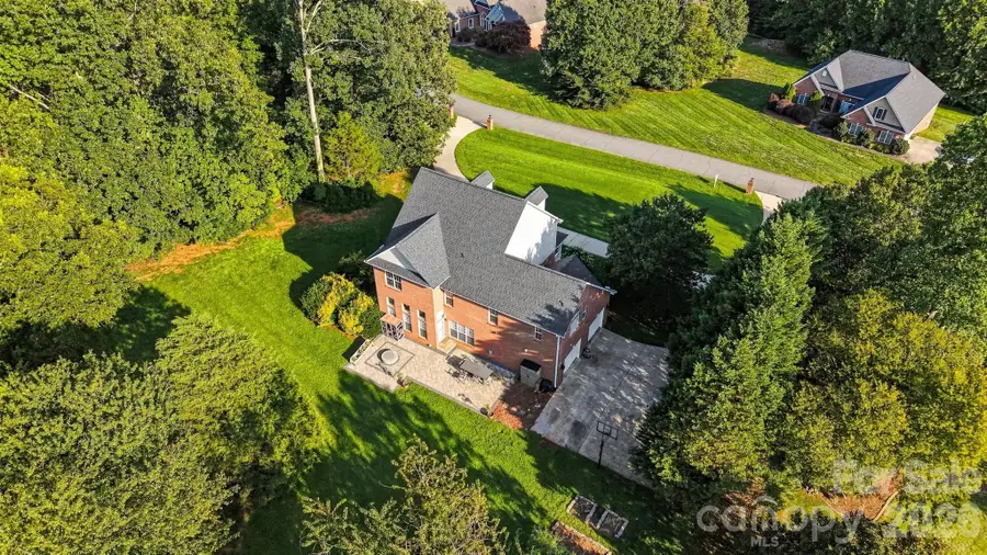 1221 Willow Creek Drive, Newton, NC 28658 - #3