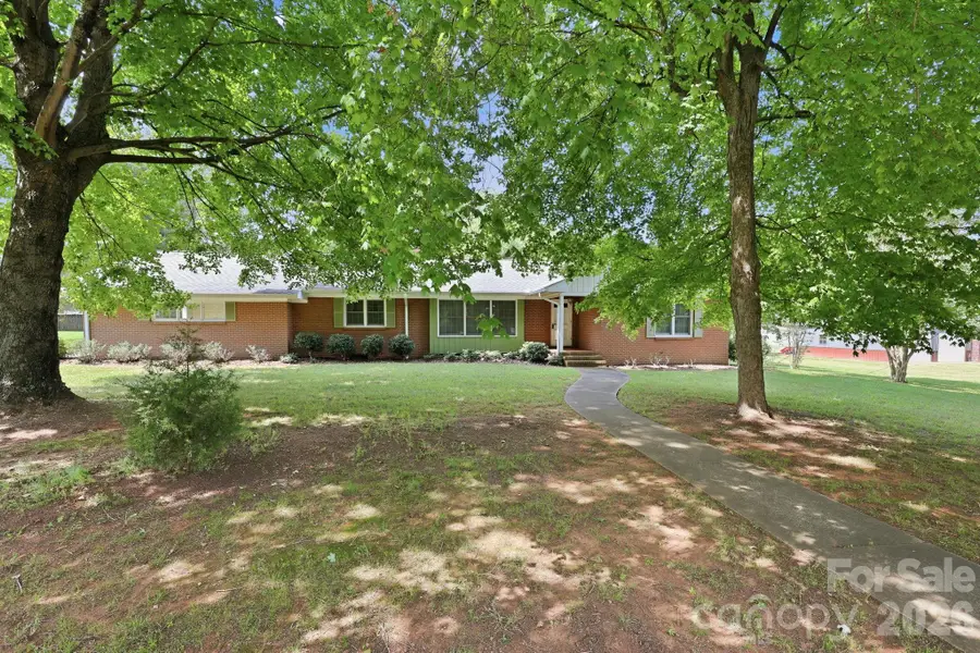 215 E Park Avenue, Granite Quarry, NC 28146 - #3
