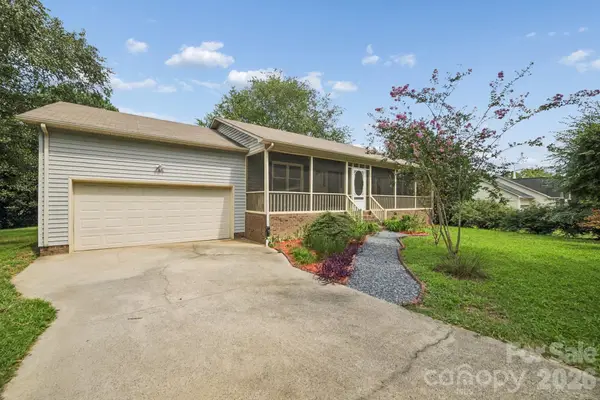 282 Honeycutt Drive Se, Concord, NC 28025
