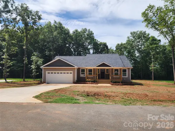 1940 Friendly Lane #38, Newton, NC 28658