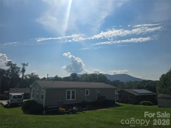 10 Brad Street, Asheville, NC 28803