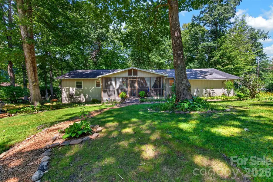 42 Timothy Lane, Candler, NC 28715 - #2