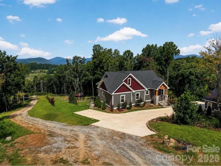 72 Jacks Paw Lane, Hendersonville, NC 28792 - #2