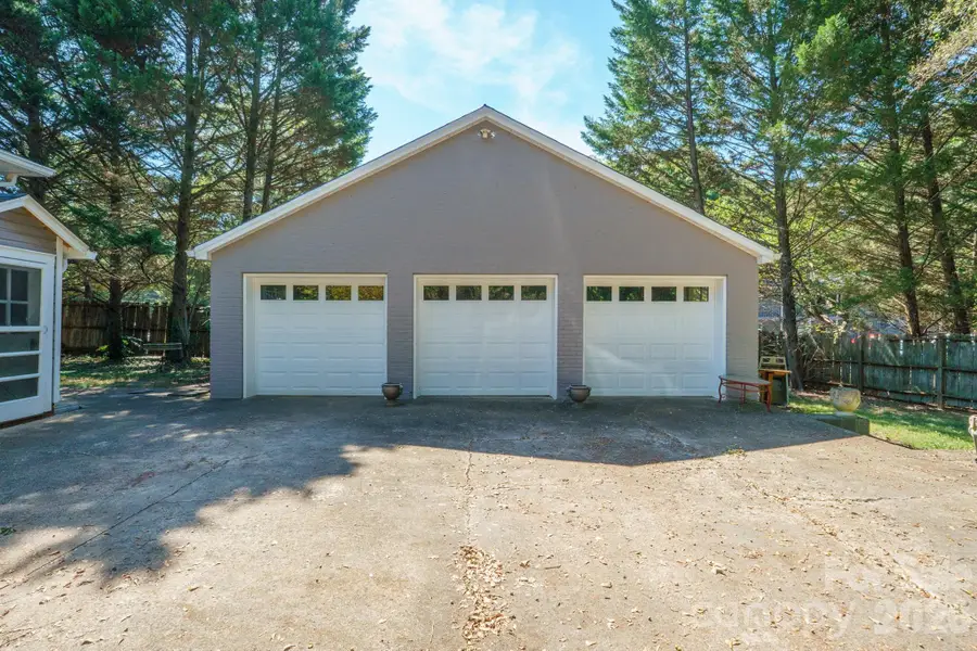 618 S Aspen Street, Lincolnton, NC 28092 - #2