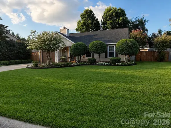 16522 Glenfurness Drive, Huntersville, NC 28078