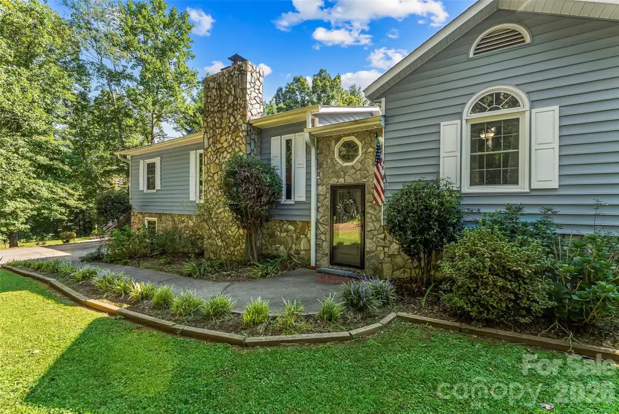 5468 Valley Run Street, Hickory, NC 28601 - #2
