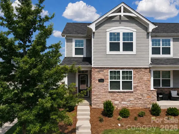 13348 Savaine Street, Charlotte, NC 28278
