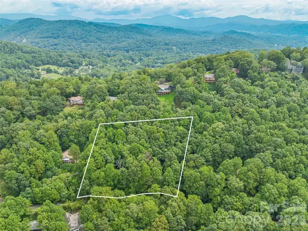 1.54 Acres Breezeway Drive, Asheville, NC 28803