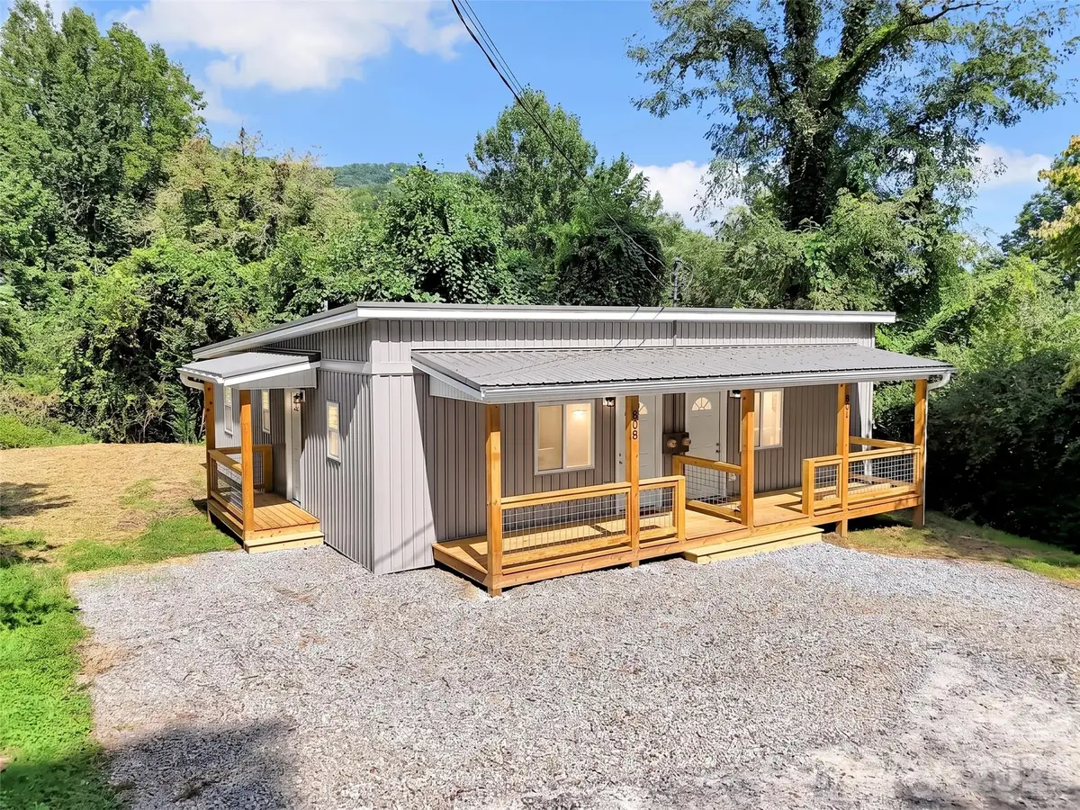 80 Mcelroy Street, Waynesville, NC 28786 - #1