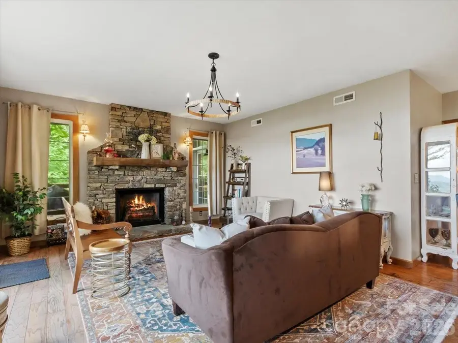 250 Creekside Way #C202, Burnsville, NC 28714 - #2