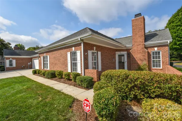 8332 Highland Glen Drive, Charlotte, NC 28269