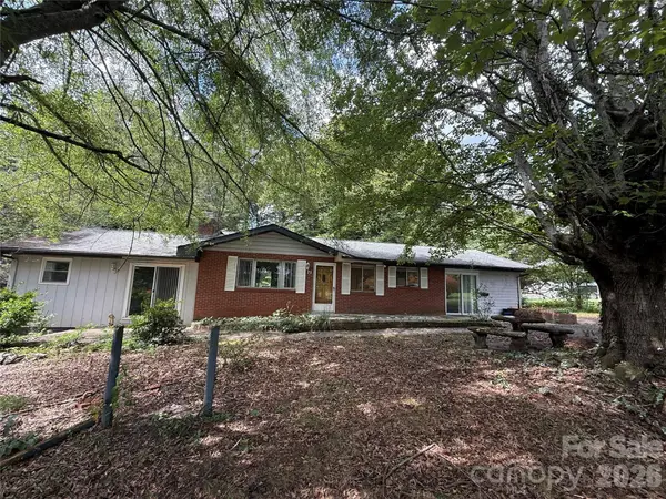 75 Enchantment Circle, Etowah, NC 28729