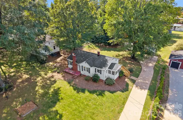 1127 Thompson Avenue, Charlotte, NC 28216