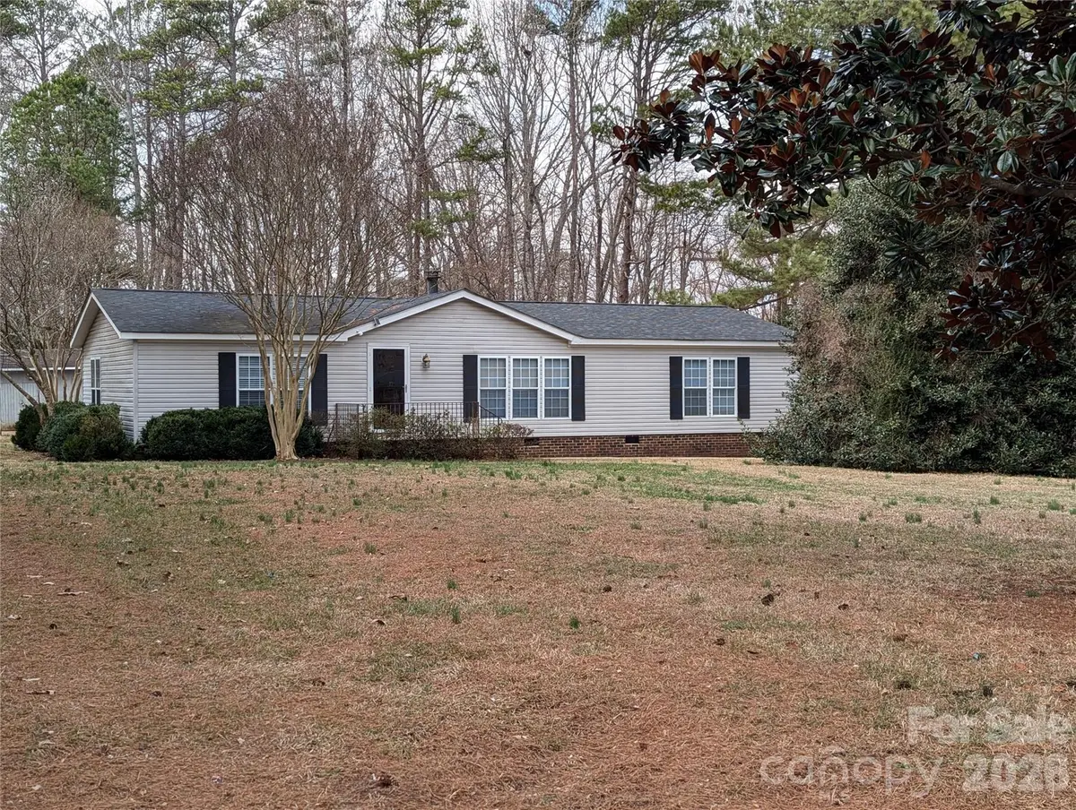 6846 Potter Road, Matthews, NC 28104 - #1