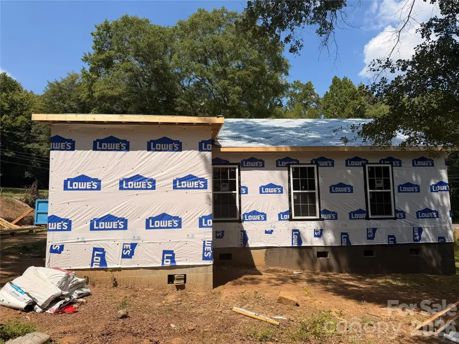 207 Mauney Street, Mount Holly, NC 28120 - #3