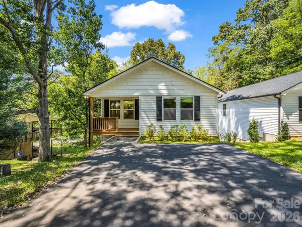 92 Lakeside Drive, Asheville, NC 28806