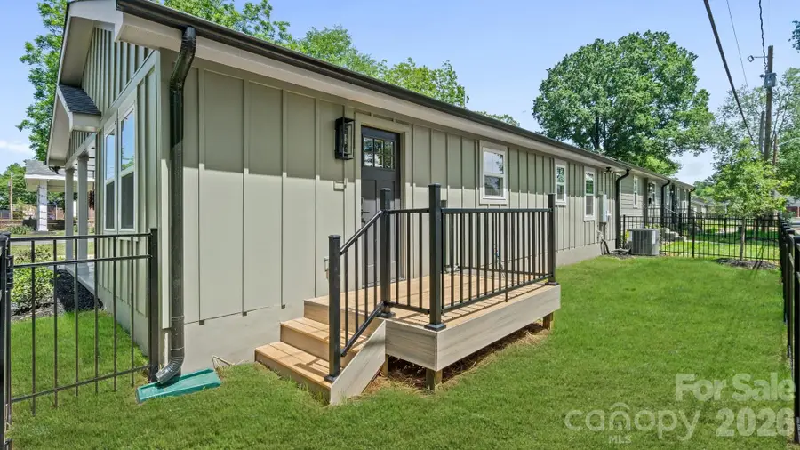 125 Oregon Street, Charlotte, NC 28208 - #2