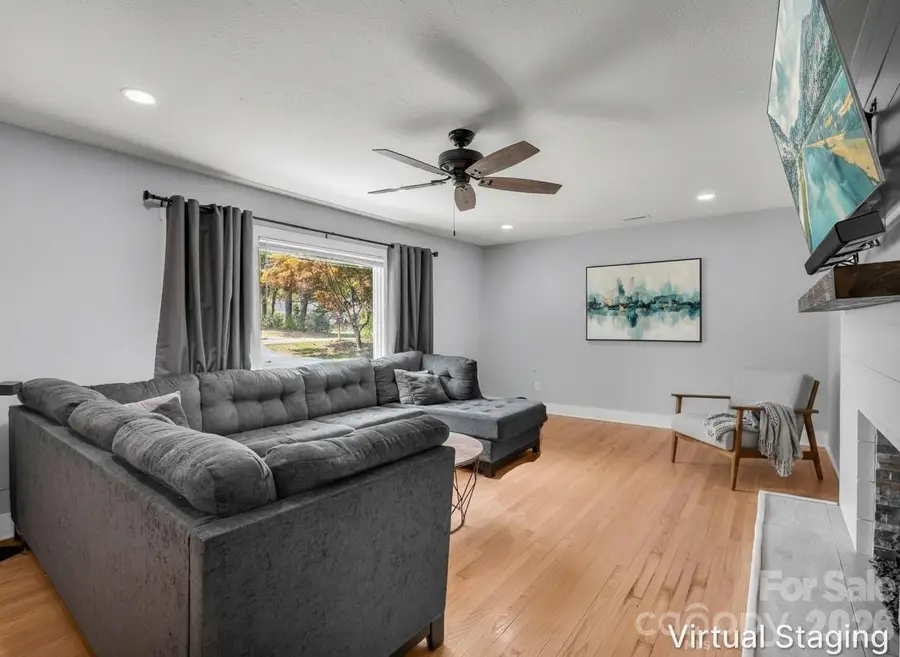 3208 Florida Drive, Hendersonville, NC 28792 - #3