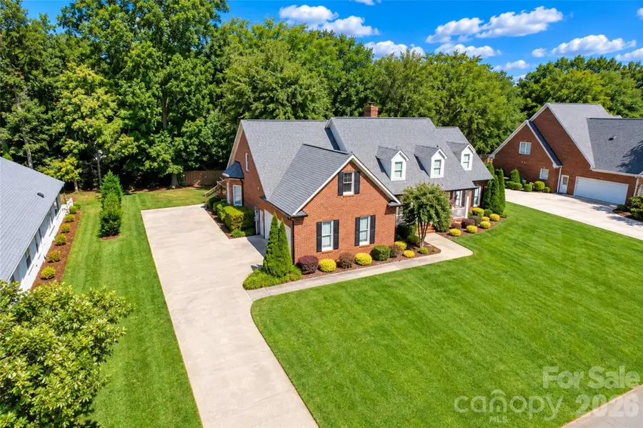 5480 Glen Forest Drive, Charlotte, NC 28226 - #2