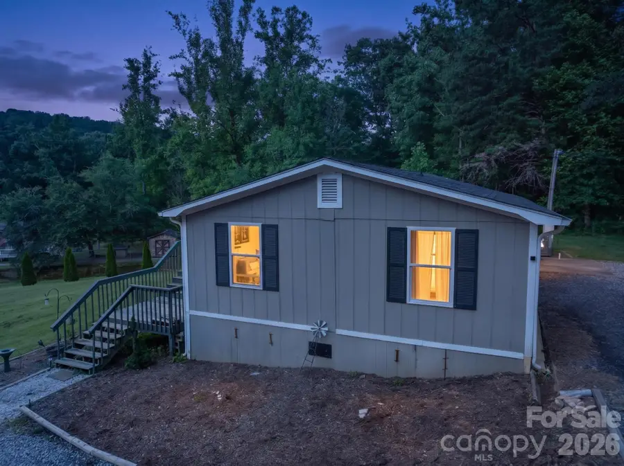 2437 S Rosedale Drive, Lenoir, NC 28630 - #3