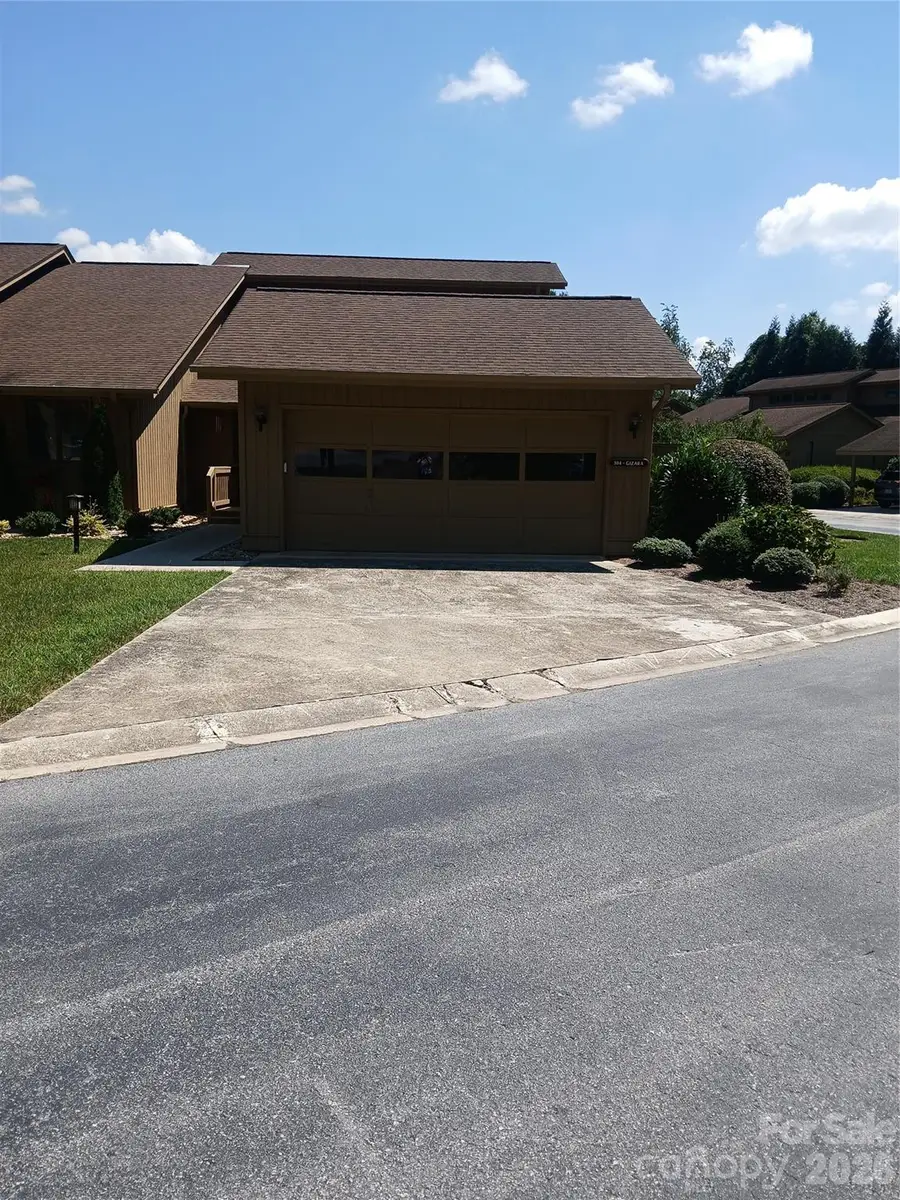 304 Red Oak Drive, Hendersonville, NC 28791 - #2