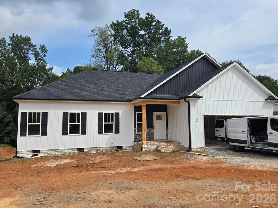 2850 Leonard Road, Lexington, NC 27295 - #2