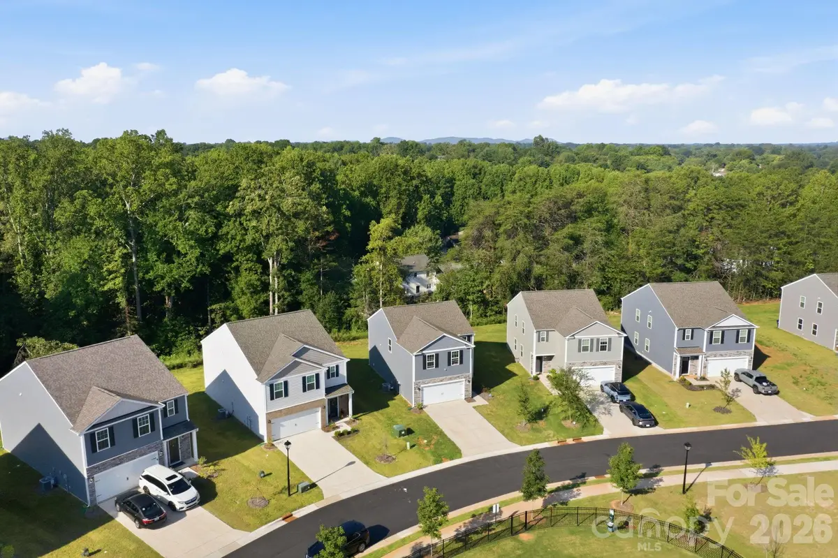 1314 37th Avenue Lane Ne, Hickory, NC 28601 - #1