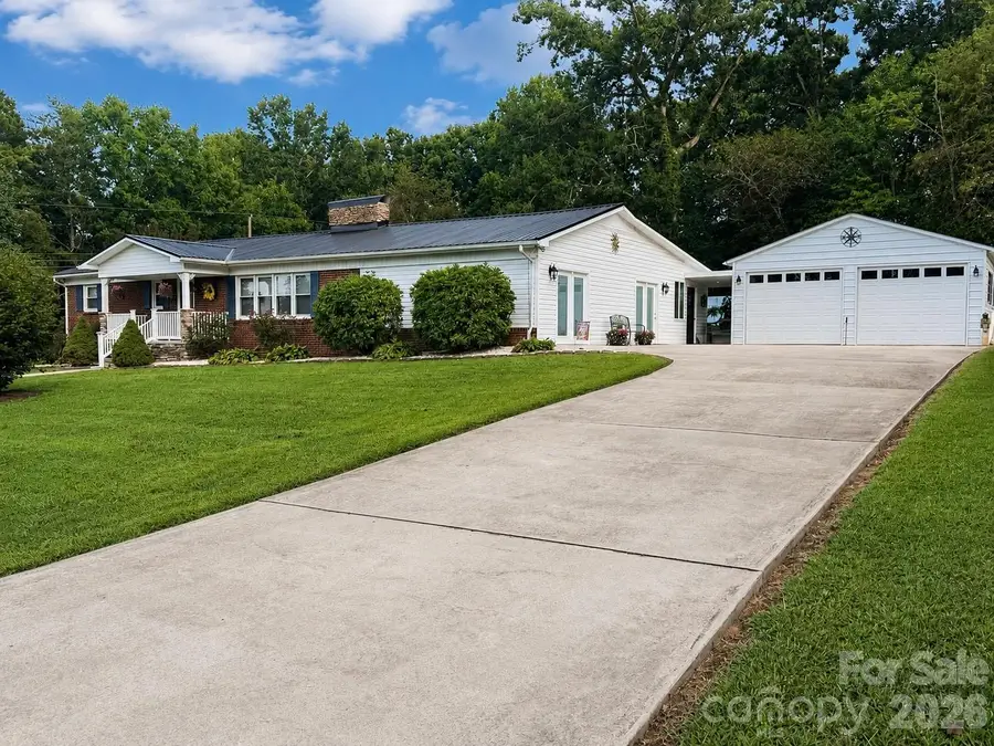 105 Merrywood Drive, Lenoir, NC 28645 - #2