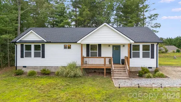 398 Point Hope Lane, Hendersonville, NC 28792