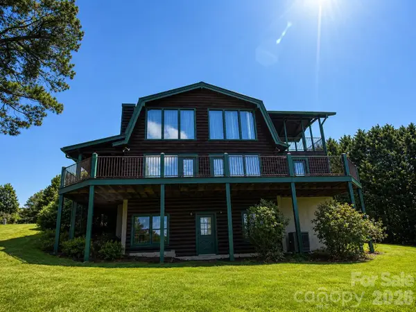 124 Woodard Lane, Hayesville, NC 28904