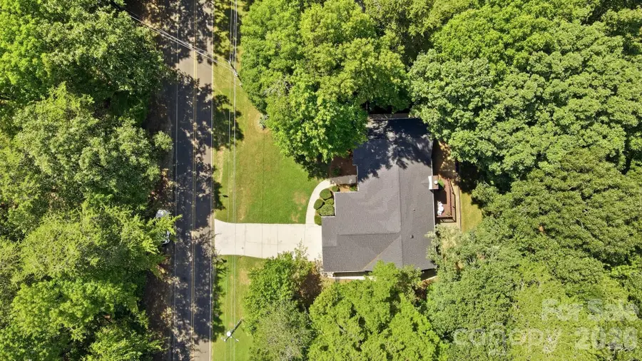 13800 Woody Point Road, Charlotte, NC 28278 - #3