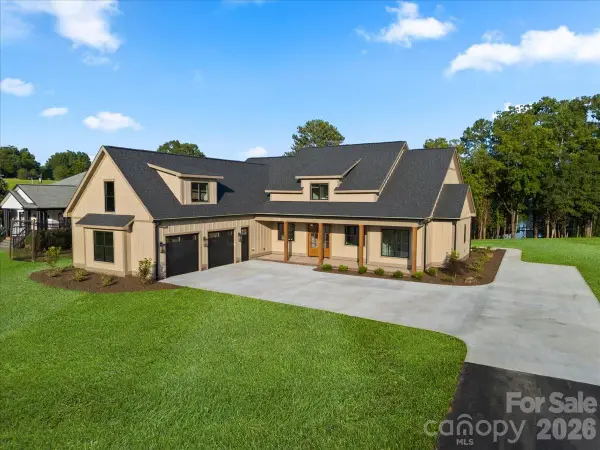 15194 Cove Point Lane #1, Norwood, NC 28128