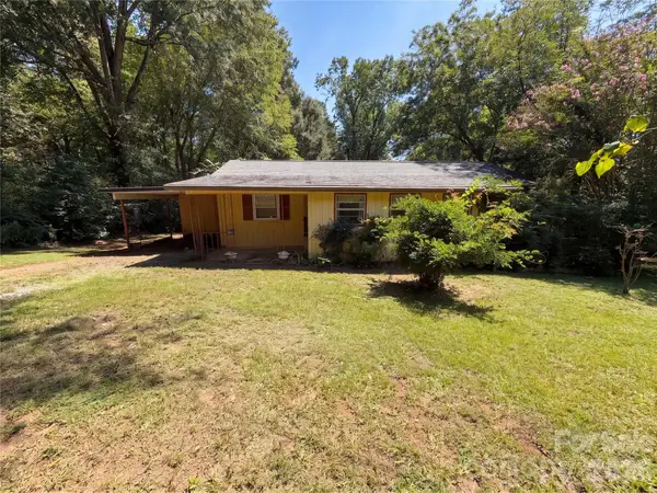 4736 Crowders Crest Drive, Gastonia, NC 28052