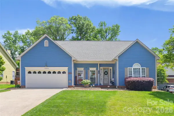 12316 Panthersville Drive, Charlotte, NC 28269