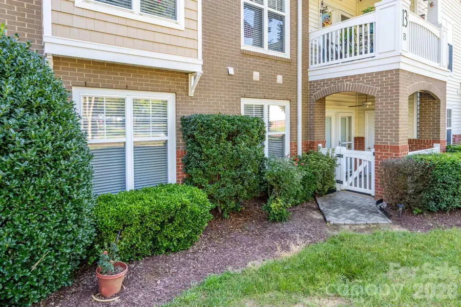 16638 Amberside Road E, Cornelius, NC 28031 - #3
