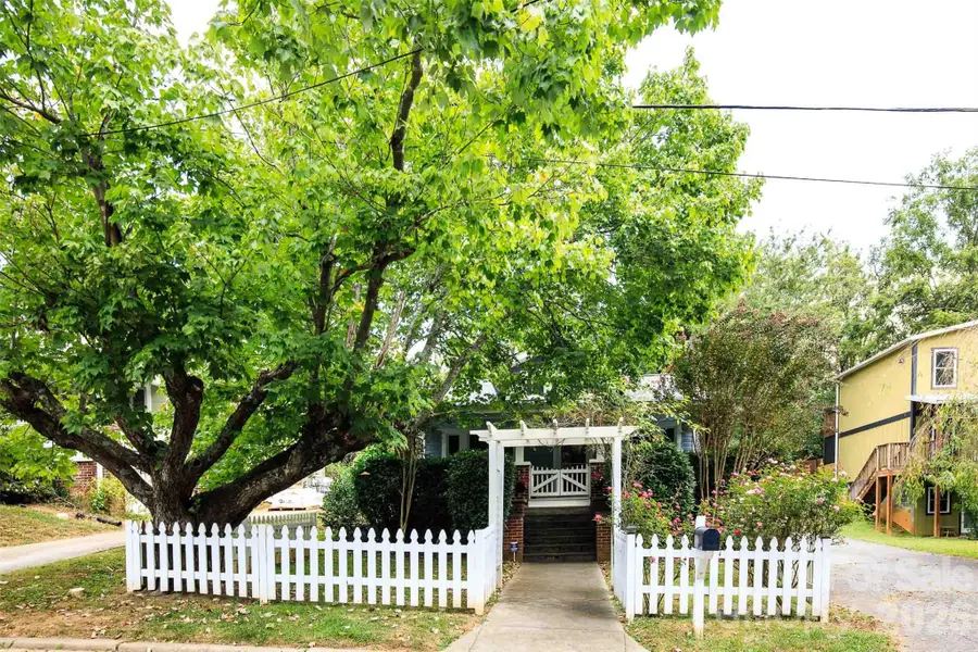 54 Belmont Avenue #12, Asheville, NC 28806 - #3