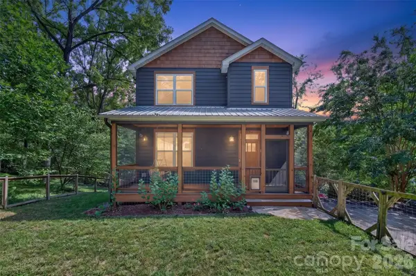 134 Shelburne Road, Asheville, NC 28806
