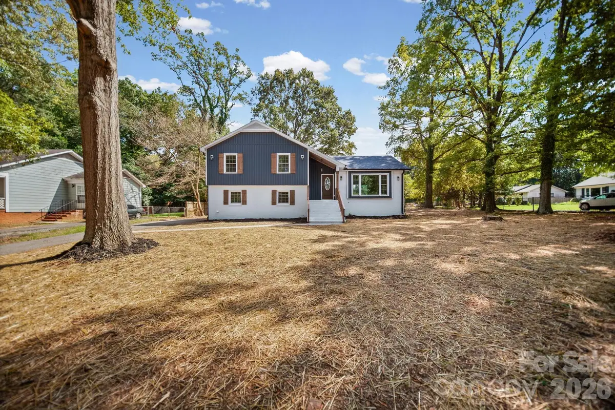 6800 Ludwig Drive, Charlotte, NC 28215 - #1