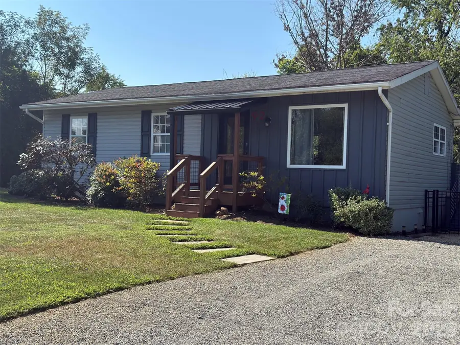 92 Salem Road, Weaverville, NC 28787 - #2
