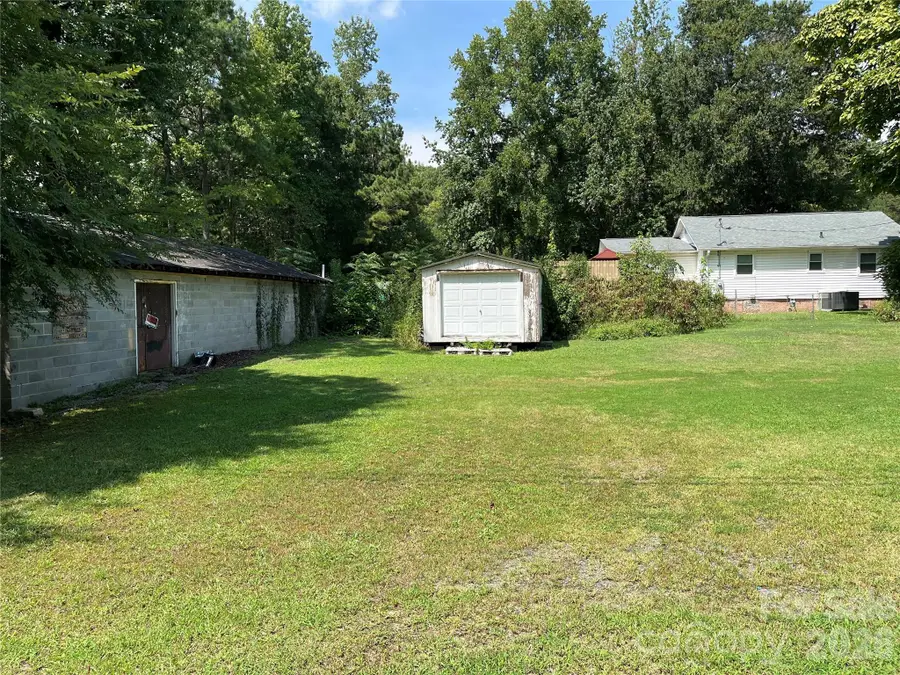 818 Skyland Street, Kannapolis, NC 28083 - #2
