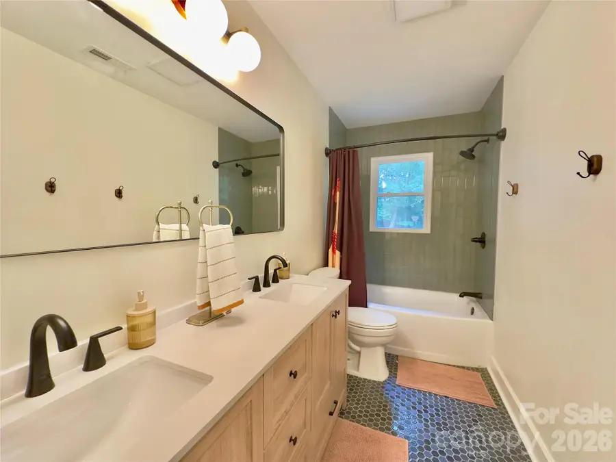 1814 Summerhill Drive, Charlotte, NC 28212 - #3