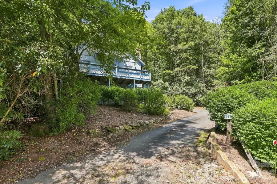 922 Goose Hollow Road, Newland, NC 28657 - #2