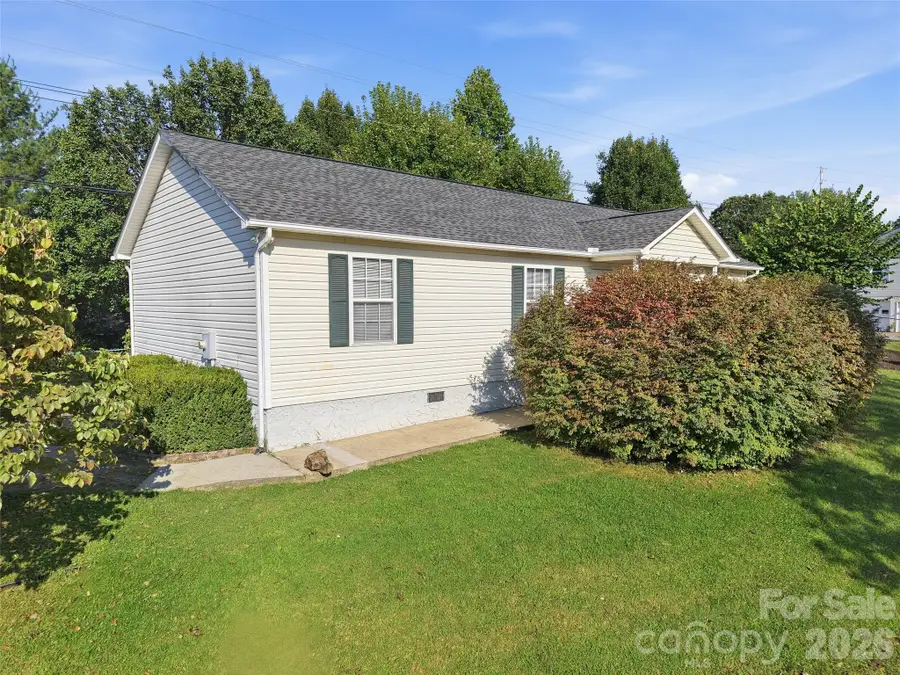 11 Brant Lane, Weaverville, NC 28787 - #2