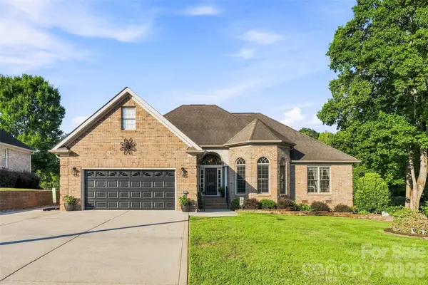 1277 White Pond Drive, Gastonia, NC 28056