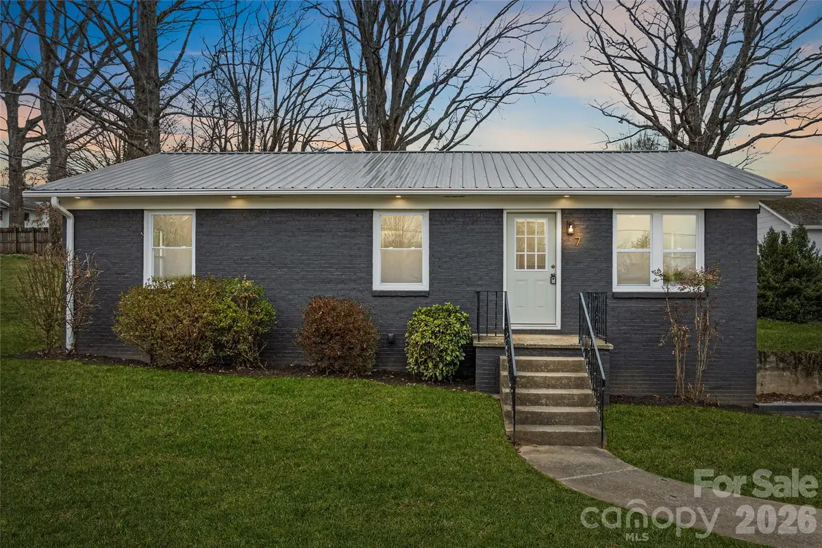 7 Browndale Road, Asheville, NC 28805 - #1