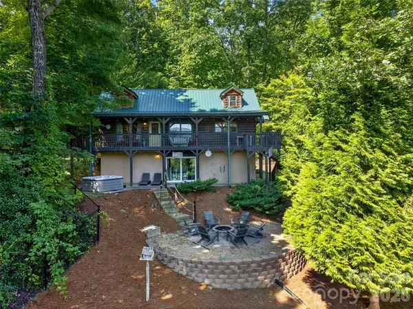 898 Morgan Hill Road, Black Mountain, NC 28711