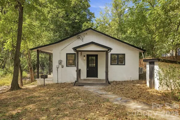 423 Reems Creek Road, Weaverville, NC 28787