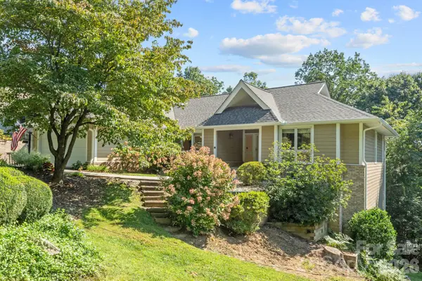 324 Dawnbrook Drive, Flat Rock, NC 28731